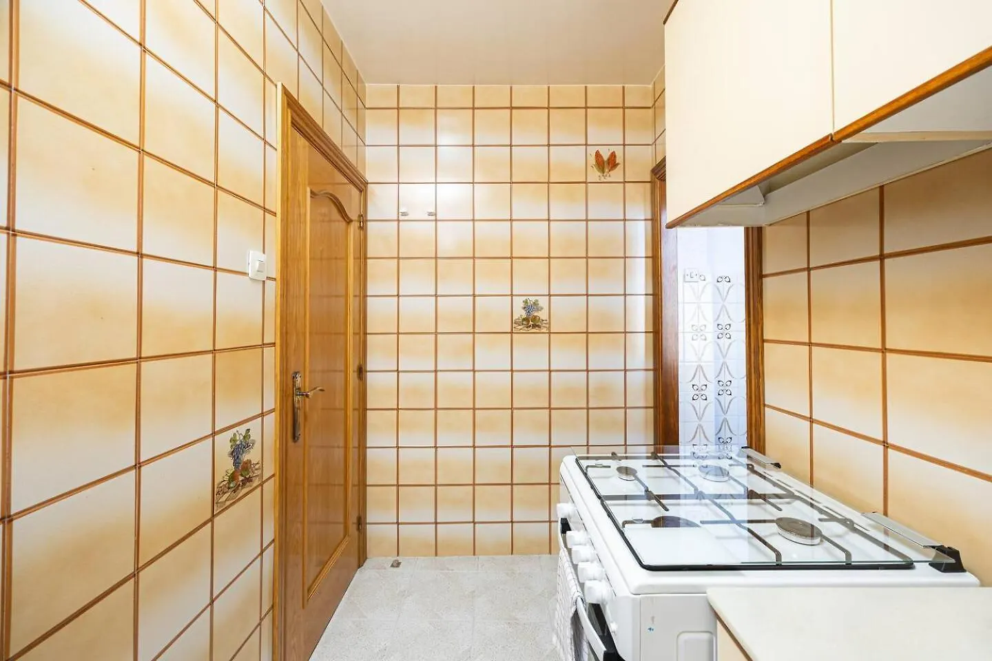 Cozy Apt In Cornella 2 Mins From The Metro La Gabarra Apartment
