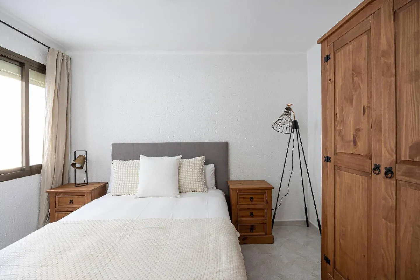 Cozy Apt In Cornella 2 Mins From The Metro La Gabarra